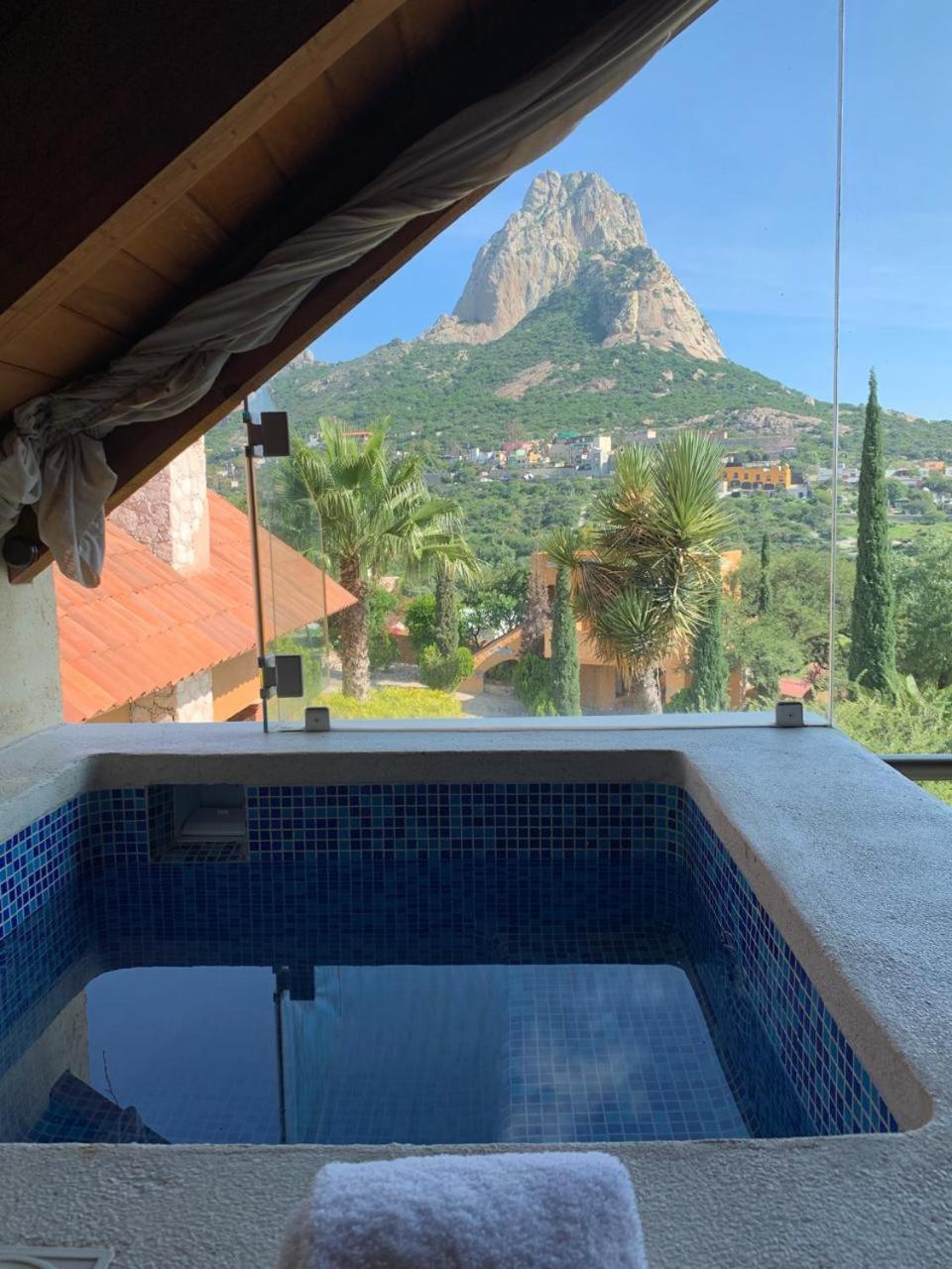 Zidada Hotel And Chalets Bernal Eksteriør bilde